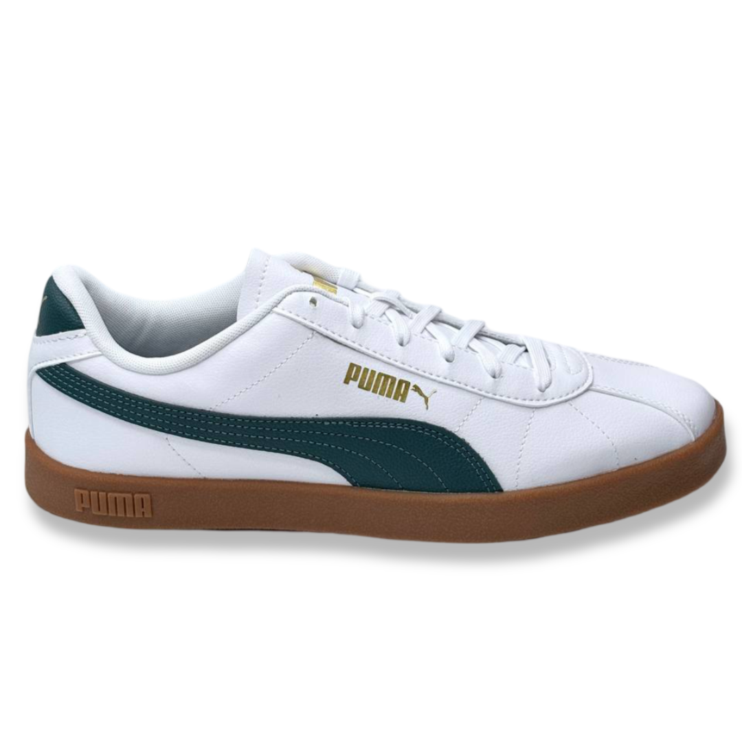 IMG 9213 - ZAPATILLA HOMBRE PUMA CLUB II SL | SNEAKERS DE PIEL VEGANA, SUELA DE GOMA Y DISEÑO RETRO Zapatillas hombre Puma Club II SL - sneakers de piel sintética en color blanco con detalles en verde, suela de goma y diseño retro.