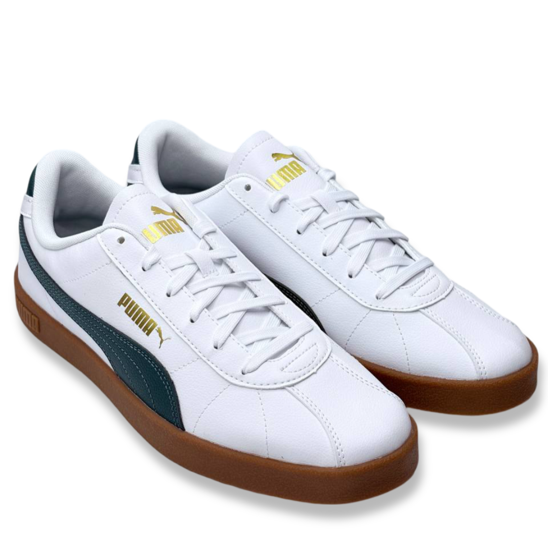 IMG 9218 - ZAPATILLA HOMBRE PUMA CLUB II SL | SNEAKERS DE PIEL VEGANA, SUELA DE GOMA Y DISEÑO RETRO Zapatillas hombre Puma Club II SL - sneakers de piel sintética en color blanco con detalles en verde, suela de goma y diseño retro.