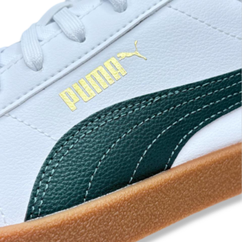 IMG 9237 - ZAPATILLA HOMBRE PUMA CLUB II SL | SNEAKERS DE PIEL VEGANA, SUELA DE GOMA Y DISEÑO RETRO Zapatillas hombre Puma Club II SL - sneakers de piel sintética en color blanco con detalles en verde, suela de goma y diseño retro.