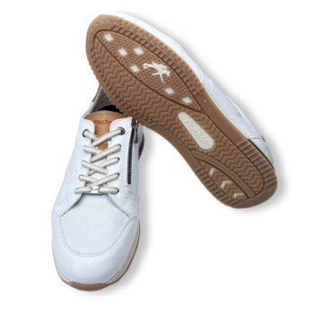 IMG 1155 - FLUCHOS SAMIR F2187 | ZAPATILLA DEPORTIVA DE PIEL CON DISEÑO PERFORADO Zapatillas hombre Fluchos Samir F2187 505233 Hielo - deportivas urbanas con suela flexible y materiales premium