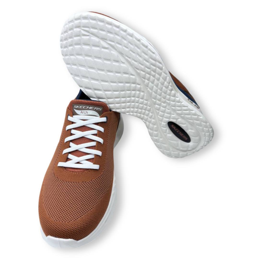 IMG 3845 - DEPORTIVO HOMBRE SKECHERS ARCH FIT 210994 ORVAN-KINCADE | SOPORTE PLANTAR Y CONFORT DIARIO Skechers Glide-Step Arch Fit 210994 con diseño ergonómico, plantilla Arch Fit y tecnología Slip-Ins. Calzado vegano ideal para caminar con total comodidad.