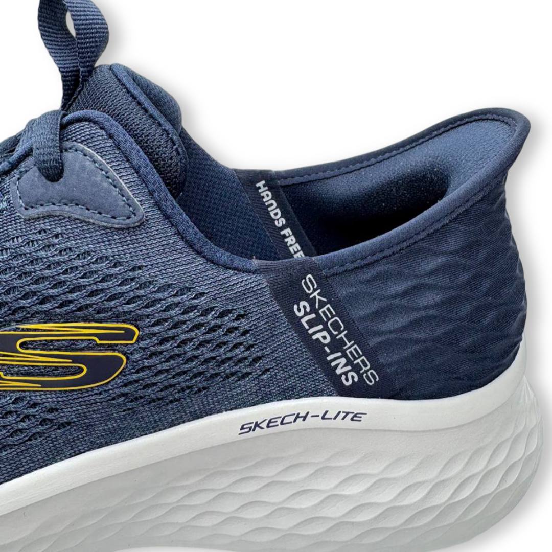 IMG 3872 - SKECHERS SLIP-INS SKECH-LITE PRO PRIMEBASE 232466 | COMODIDAD Y AJUSTE FÁCIL Skechers PRIMEBASE 232466 en color azul marino con tecnología Slip-ins, plantilla Memory Foam y tejido transpirable