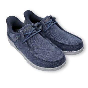 Skechers Relaxed Fit Street 210959 en lona vegana lavable, diseño cómodo y flexible con plantilla Memory Foam. Perfecto para el día a día.