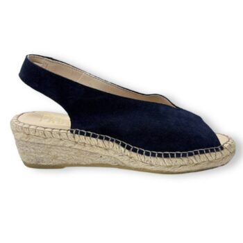 fabiolas-603800-negro