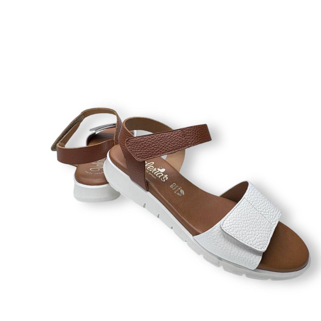 IMG 2723 - SANDALIA MUJER VALERIAS 2021 | DISEÑO JUVENIL CON CIERRE DE VELCRO Y SUELA ULTRALIGERA valerias-2021-blanco-marron.jpg