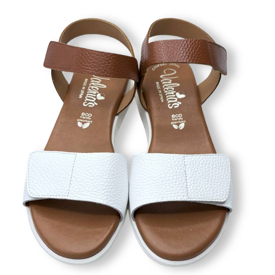 IMG 2725 - SANDALIA MUJER VALERIAS 2021 | DISEÑO JUVENIL CON CIERRE DE VELCRO Y SUELA ULTRALIGERA valerias-2021-blanco-marron.jpg